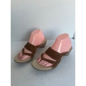 NWOT Merrell Brown Leather Casual Wedge Heel Flip Flop Slide Thong Sandals Sz 9‎